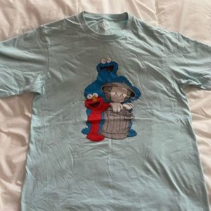 Uniqlo x KAWS Sesame Street Tshirt